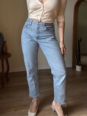 Topshop Light Wash Straight Leg Women’s Jeans size 27